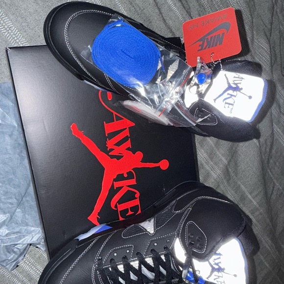 Nike Black Men's Shoes - Picture 2 of 8